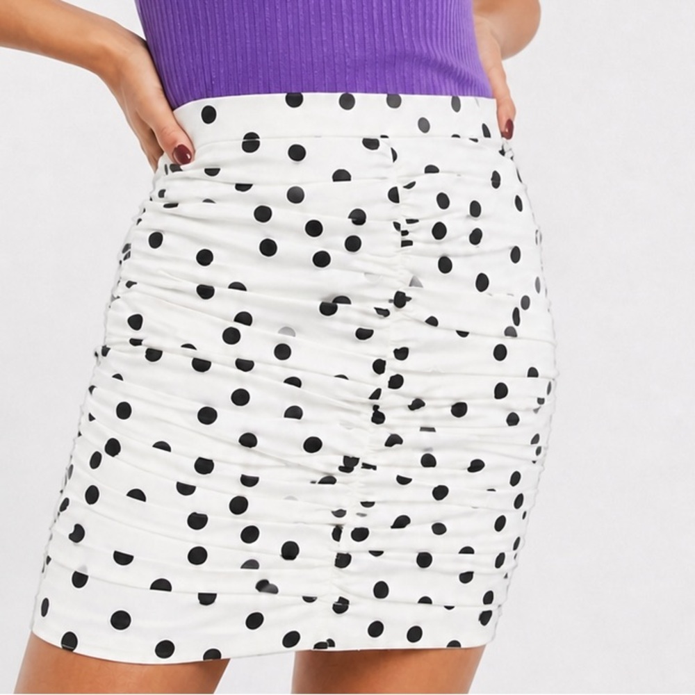 Polka Dot Ruched Mini Skirt - White/Black